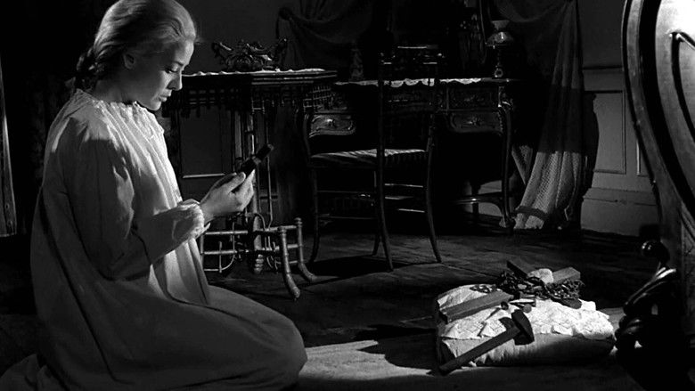 кадр из фильма Виридиана