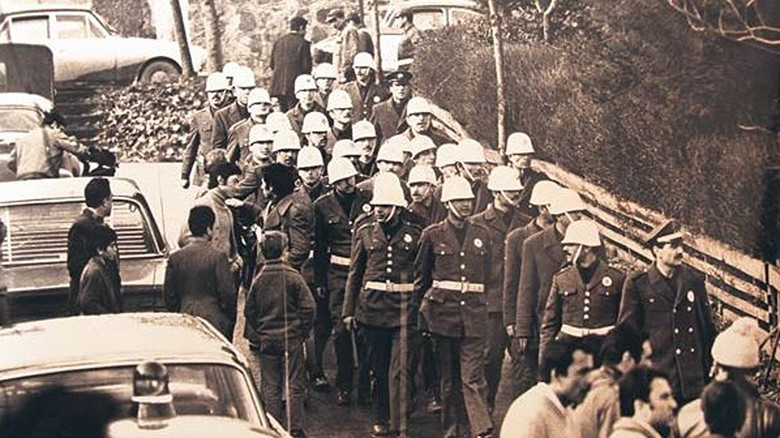 кадр из фильма 12 Mart: Cunta