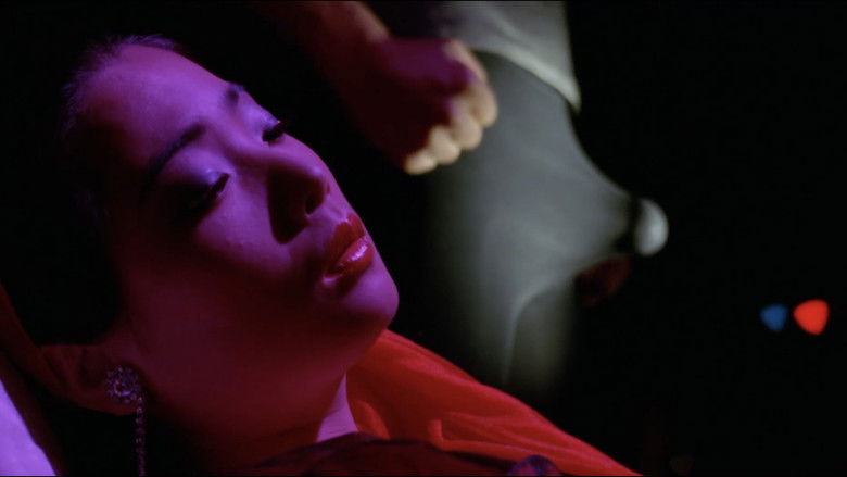 кадр из фильма (本)噂のストリッパー