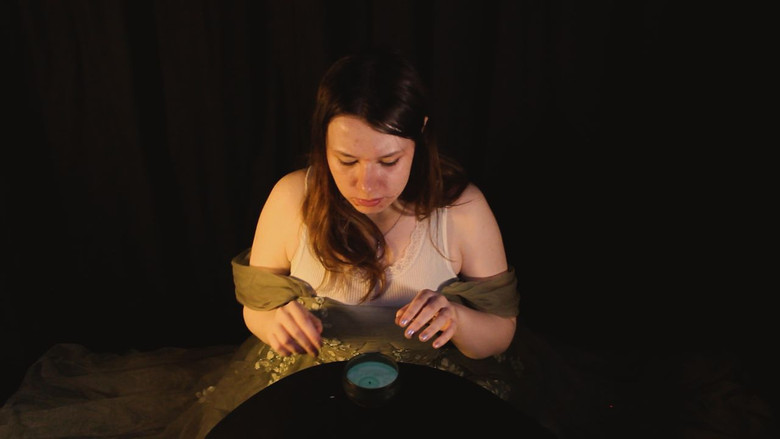 кадр из фильма A Dark Place