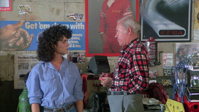 кадр из фильма Девчонка-сорванец