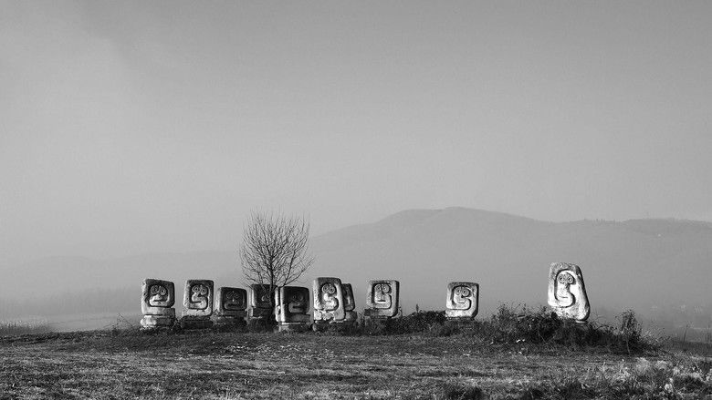 кадр из фильма Последние и первые люди