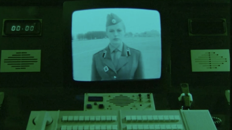 кадр из фильма Сто дней до приказа