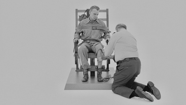 кадр из фильма Человек, которого не было