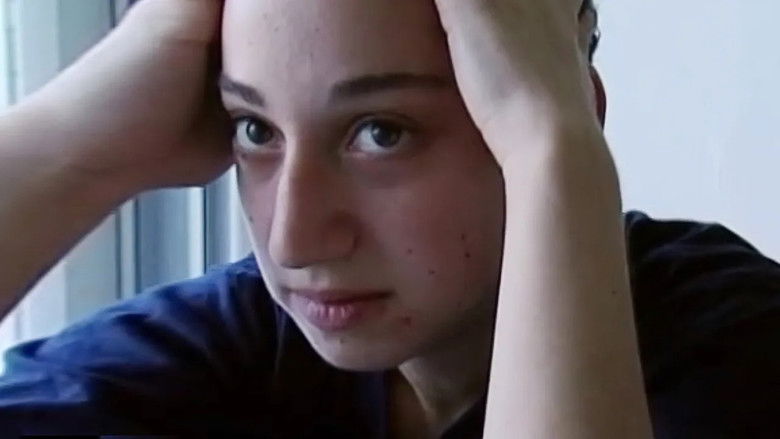 кадр из фильма To See If I'm Smiling