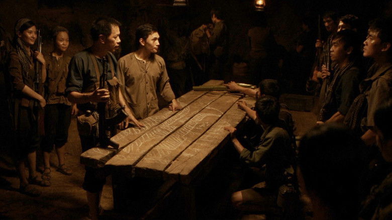 кадр из фильма Địa Đạo: Mặt Trời Trong Bóng Tối