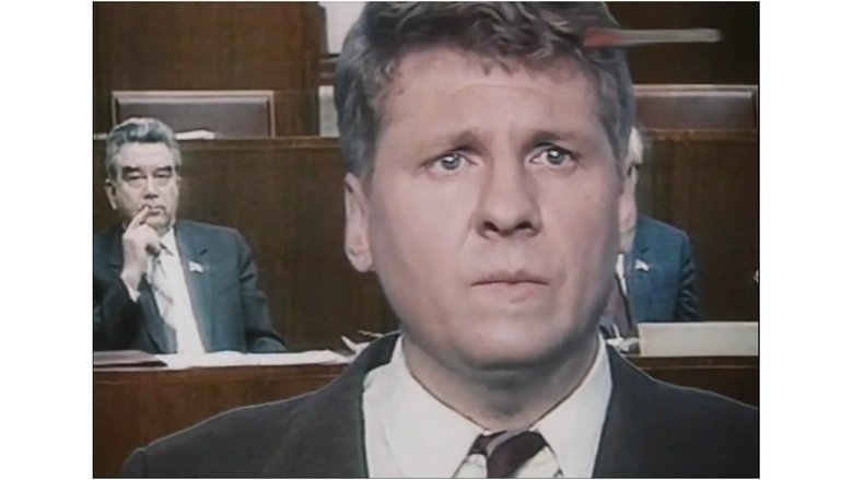 кадр из фильма Пока гром не грянет