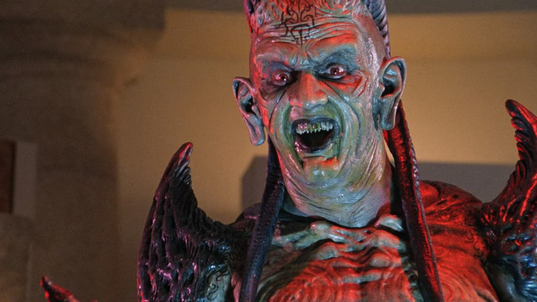 кадр из фильма Исполнитель Желаний 3: Дьявольский Камень