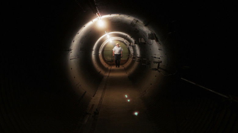 кадр из фильма Ufologist