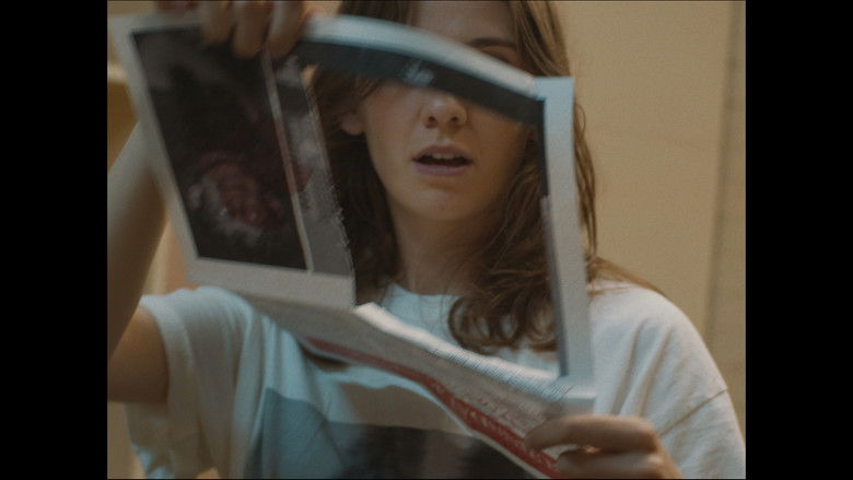 кадр из фильма The Lonesome Room