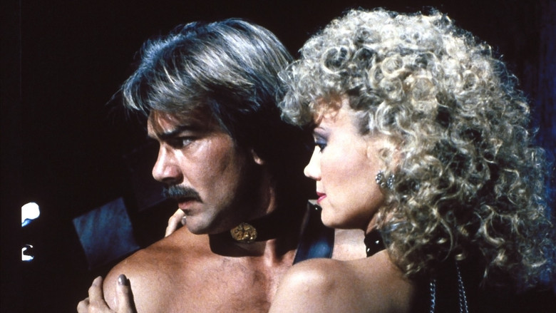 кадр из фильма Потерянная империя