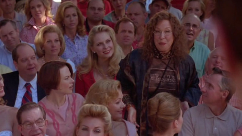 кадр из фильма Степфордские жены