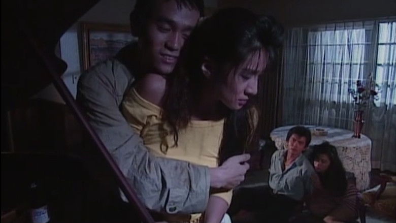 кадр из фильма 女教師・濡れたピアノの下で