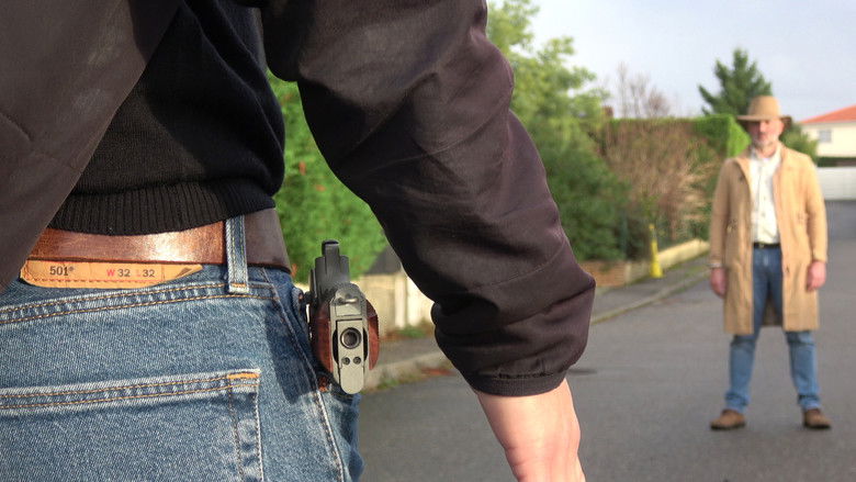 кадр из фильма Le Ciel Nous Regarde