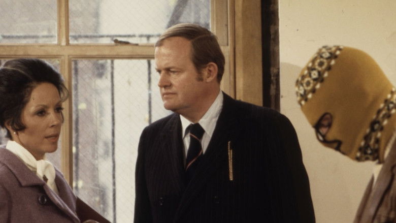 кадр из фильма The Connection