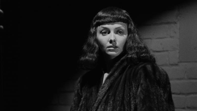 кадр из фильма The Seventh Victim