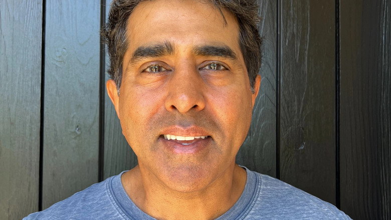 кадр из фильма Jay Chandrasekhar: Brown Supremacist