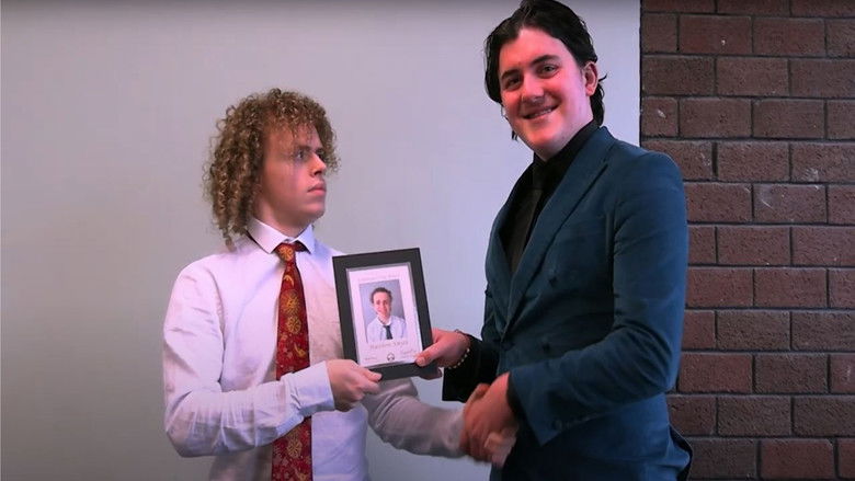 кадр из фильма The Workaholic