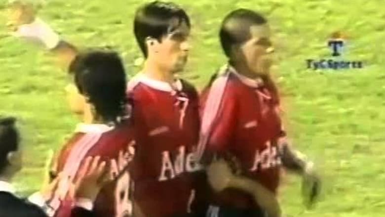 кадр из фильма Sangre roja, 100 años de gloria