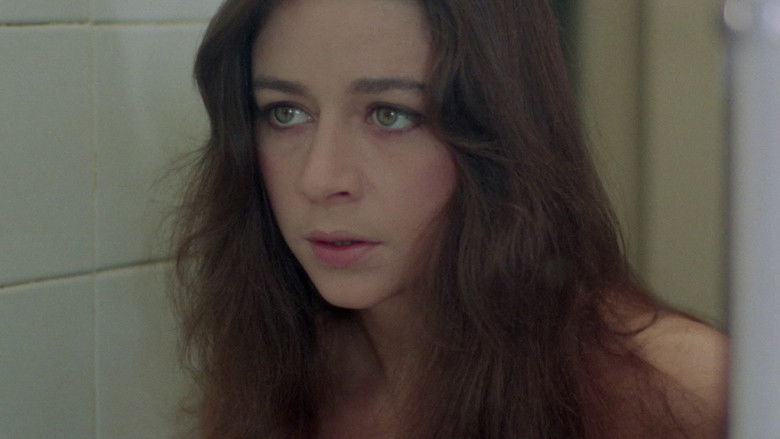 кадр из фильма Непристойное зеркало