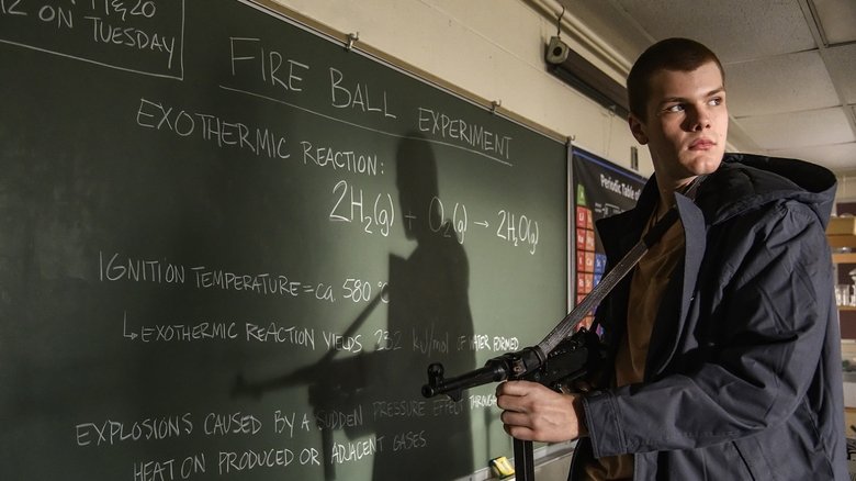 кадр из фильма Беги, прячься, бей