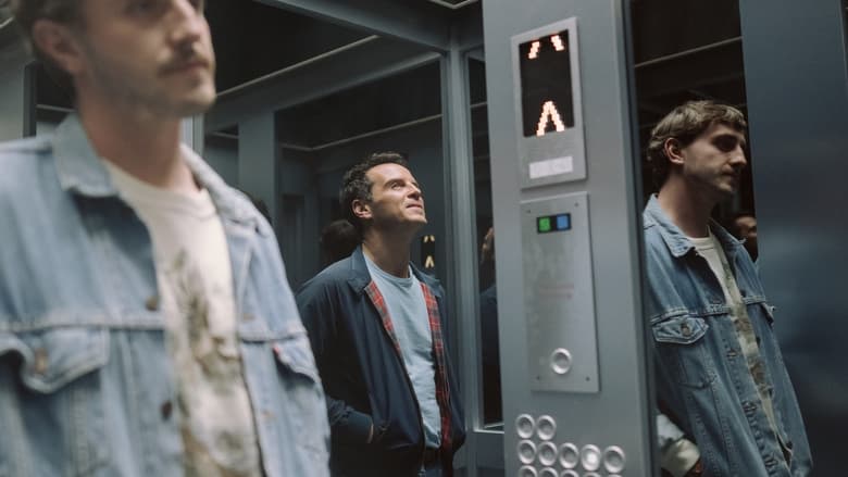 кадр из фильма Мы всем чужие