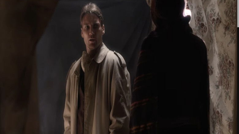 кадр из фильма The Pale Moonlight