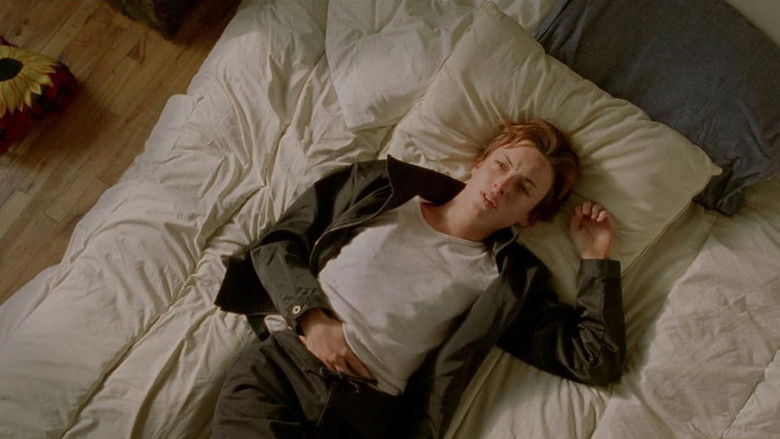 кадр из фильма 32-е августа на Земле