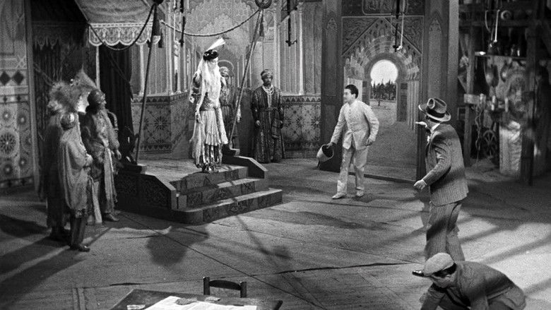 кадр из фильма Le silence est d'or