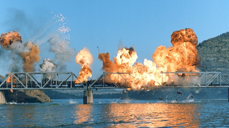 кадр из фильма Найти и уничтожить