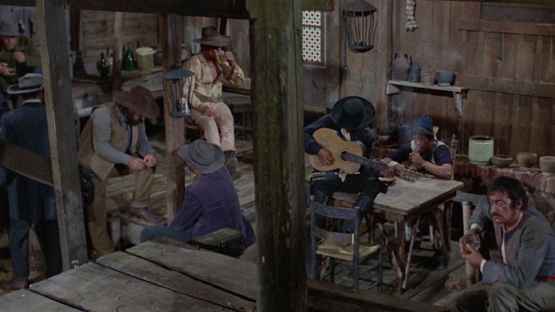 кадр из фильма Убей их всех и вернись... один