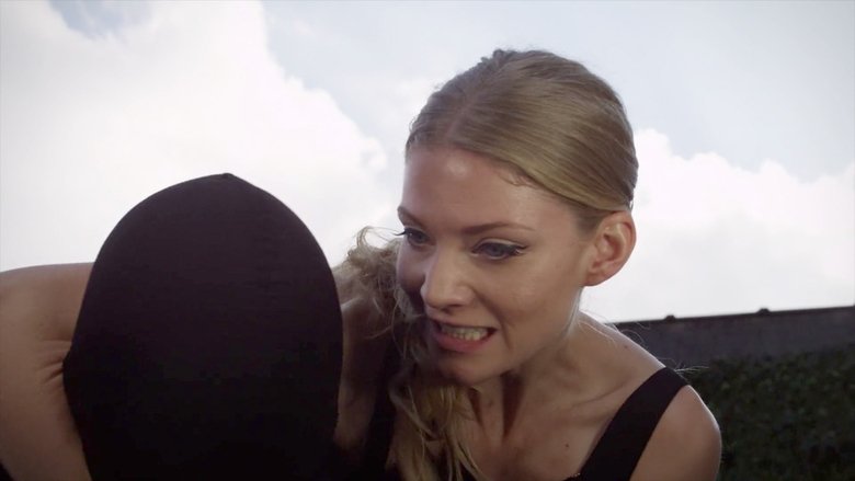 кадр из фильма Всем нужна Кэт 2