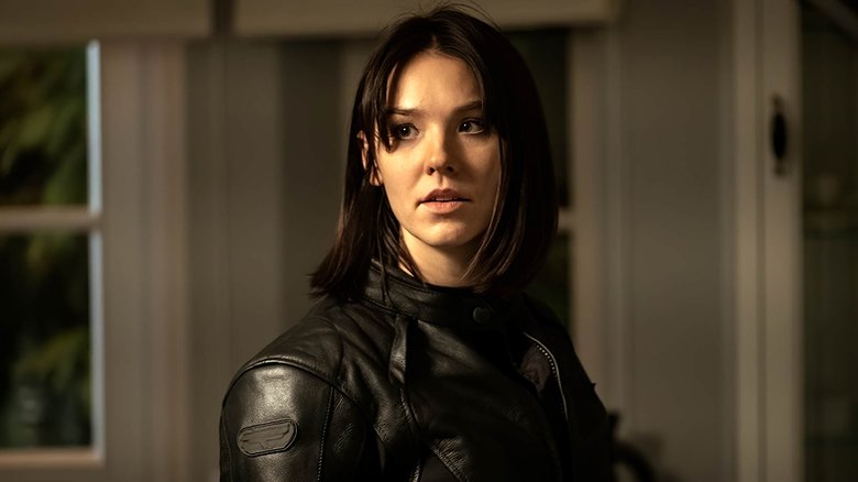 кадр из фильма Слуги войны