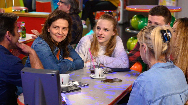 кадр из фильма Между двумя мирами