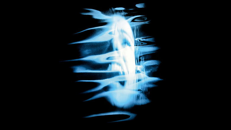 кадр из фильма Подъём с глубины