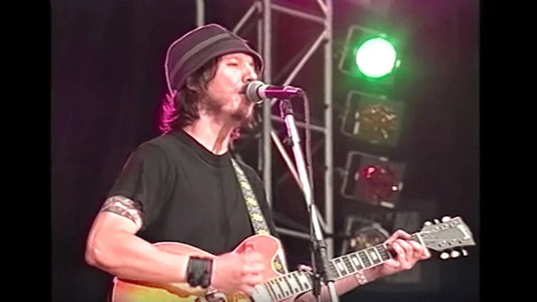 кадр из фильма Elliott Smith: Live at Fuji Rock