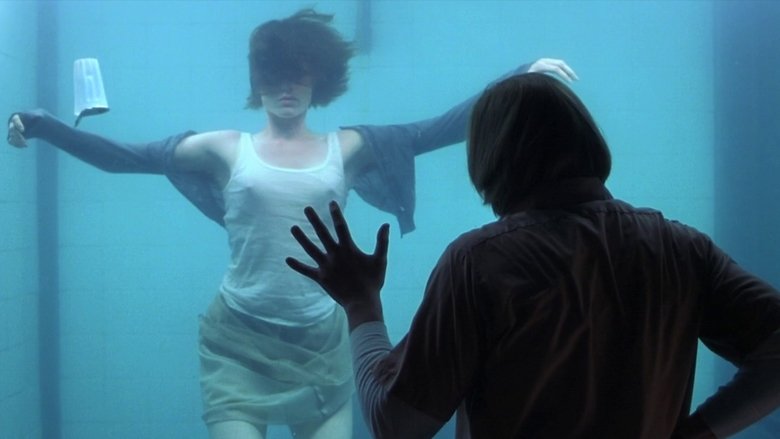 кадр из фильма Клетка