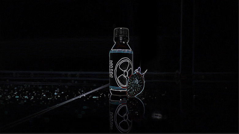 кадр из фильма A Indômita Revolta dos Morangos Assassinos