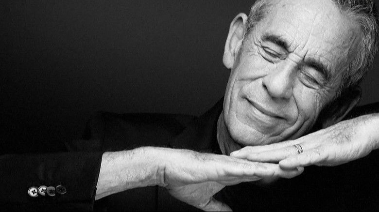 кадр из фильма Ardisson, l'Homme en Noir : l'hommage