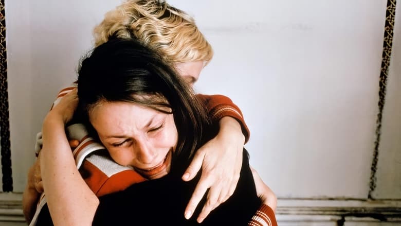 кадр из фильма Nos vies heureuses