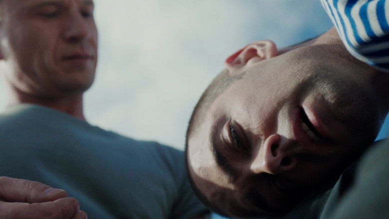 кадр из фильма Сибирь и он