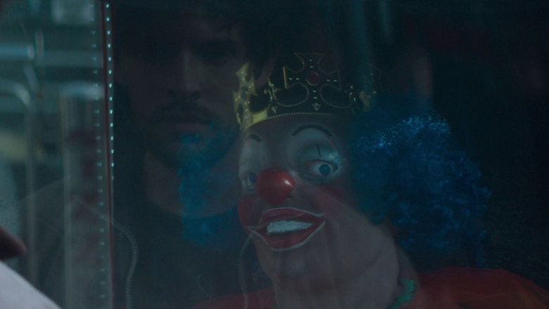 кадр из фильма The Laughing King
