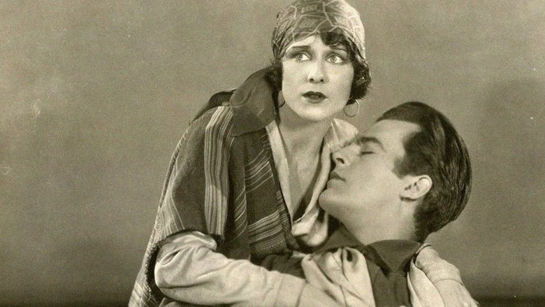 кадр из фильма Desert Gold