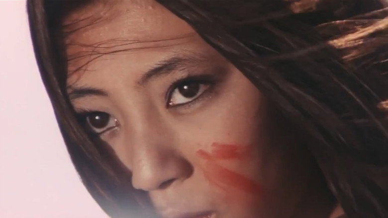 кадр из фильма 八月の濡れた砂