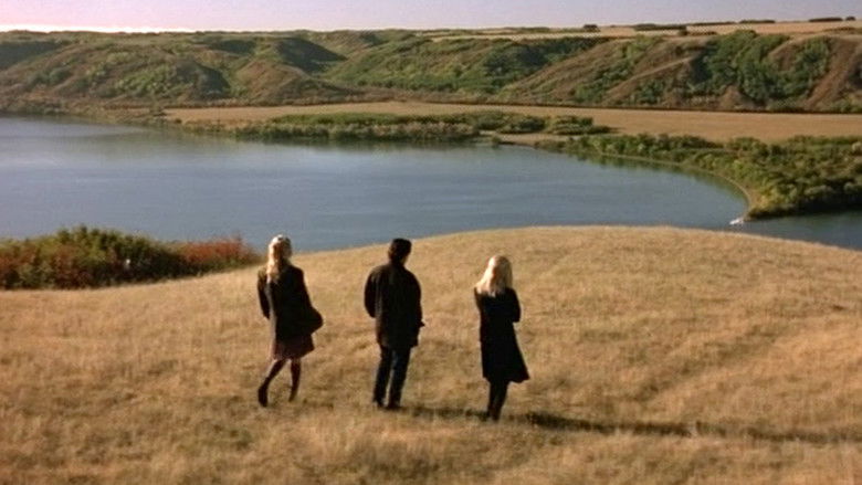 кадр из фильма Dark Summer