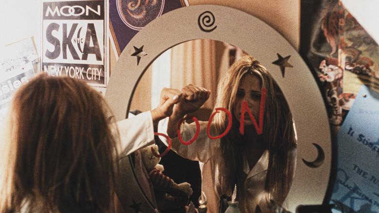 кадр из фильма Я знаю, что вы сделали прошлым летом