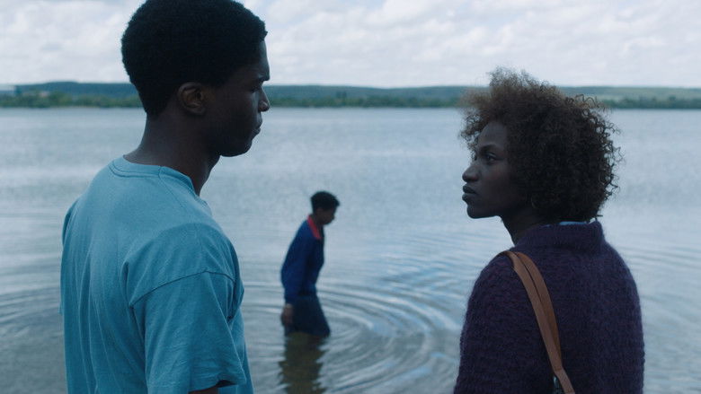 кадр из фильма Un petit frère