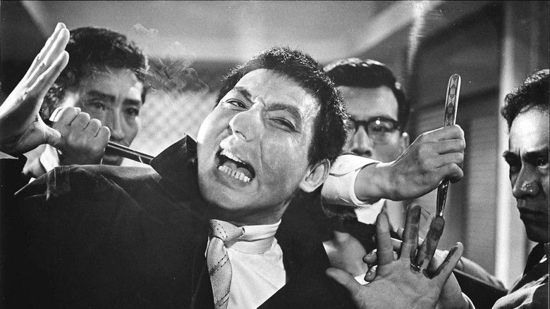 кадр из фильма Молодость зверя