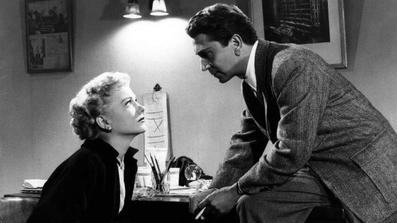 кадр из фильма The Blue Gardenia