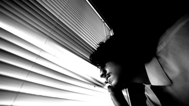 кадр из фильма Housewarming Gift